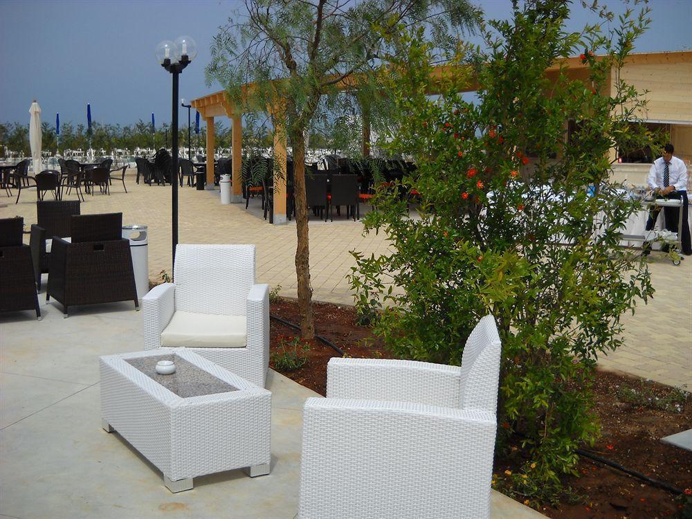 Torre Guaceto Resort Carovigno Exterior foto