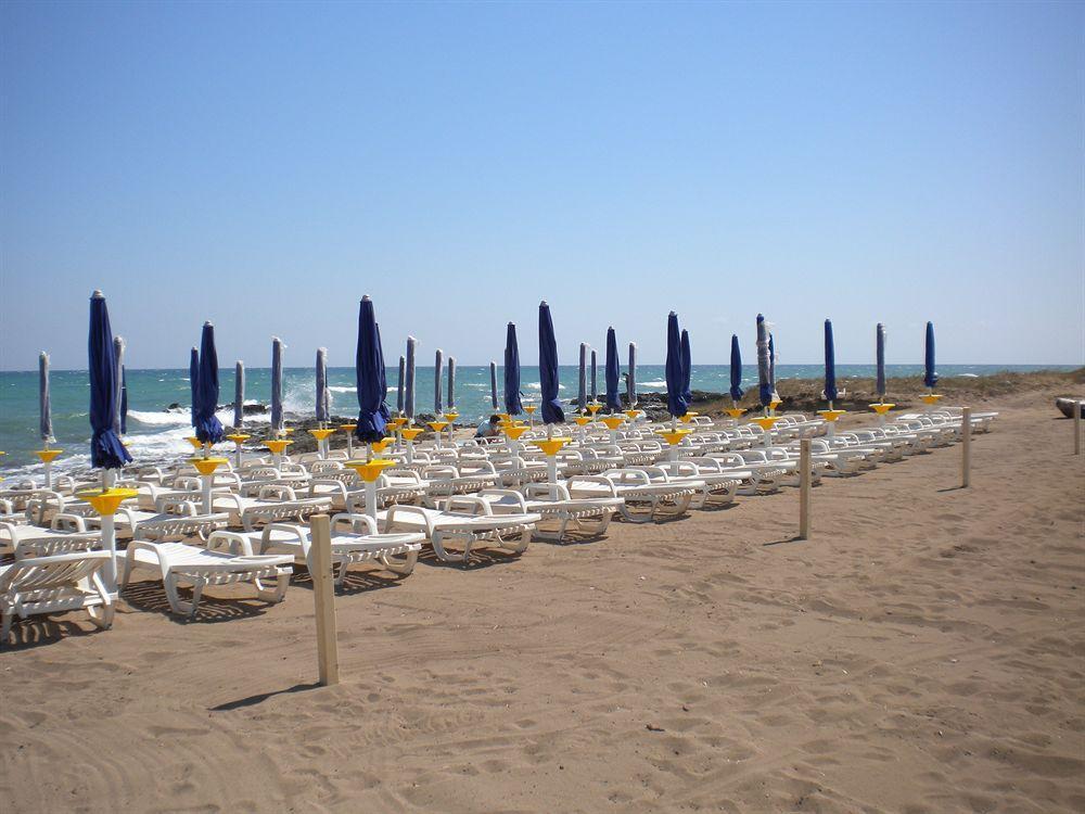 Torre Guaceto Resort Carovigno Exterior foto