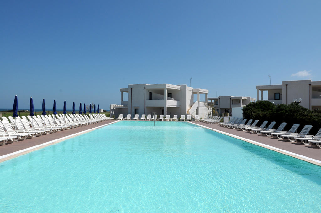 Torre Guaceto Resort Carovigno Exterior foto