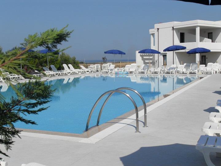 Torre Guaceto Resort Carovigno Exterior foto